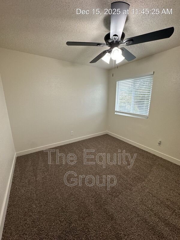 Building Photo - 809 Monarch Cir