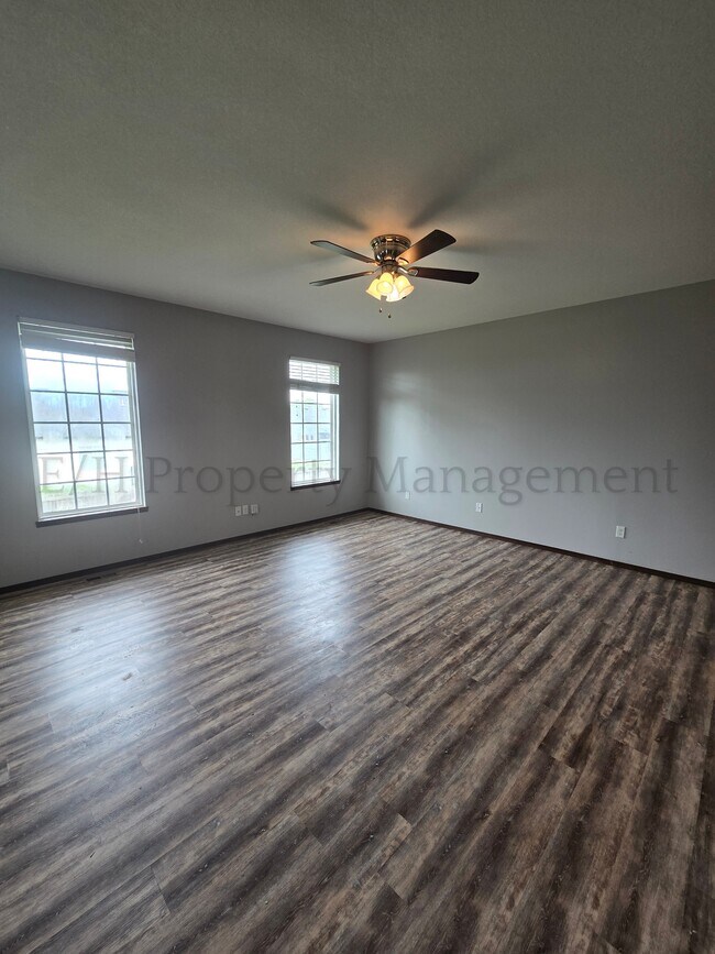 Building Photo - 5917 Millsboro St