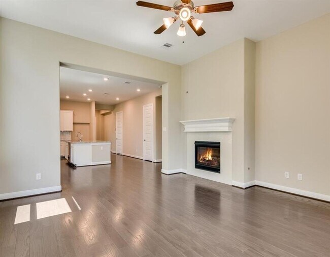 Building Photo - 907 Daffodil View Ct