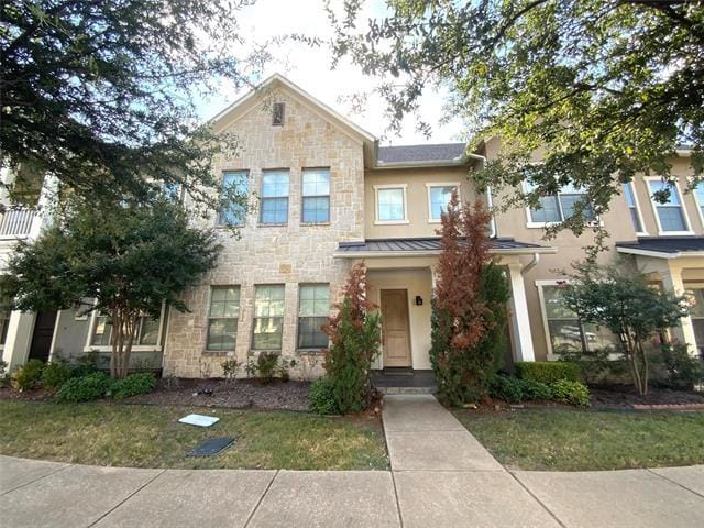 Building Photo - 10555 Steinbeck Ln