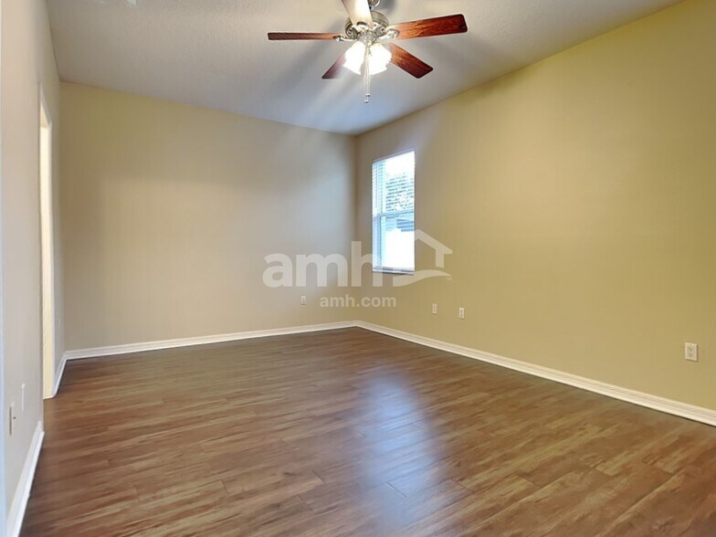 Building Photo - 10424 Frog Pond Dr