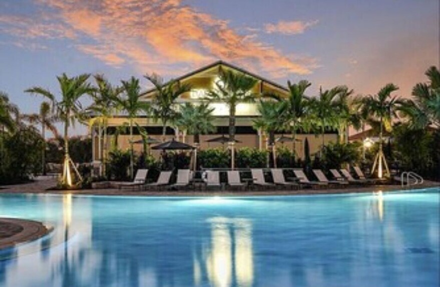 Resort Style Pool - 3117 Formia Ct