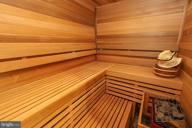 Building Photo - 23305 Hyacinth Ln