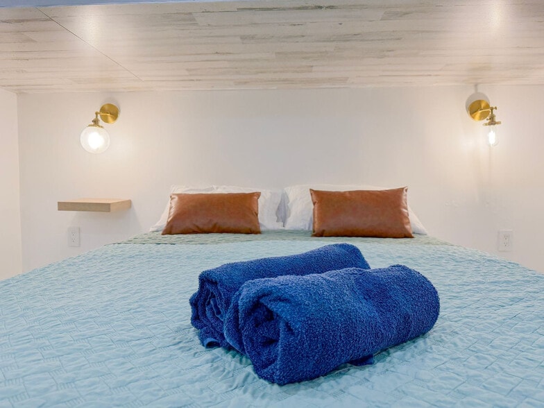 Building Photo - 258 NW 57th St