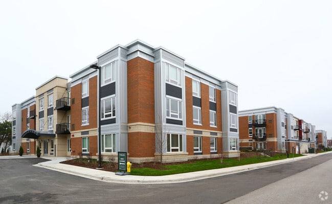Building Photo - Park 205