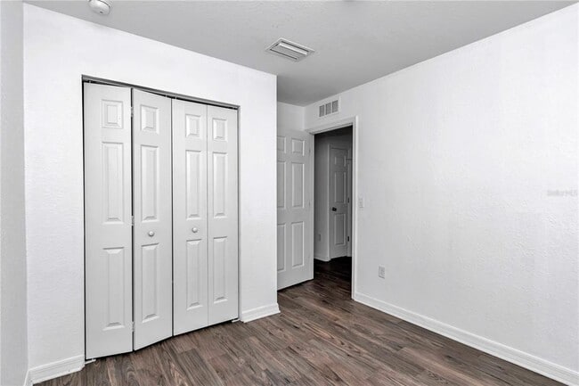 Building Photo - 5936 NW 56th Pl