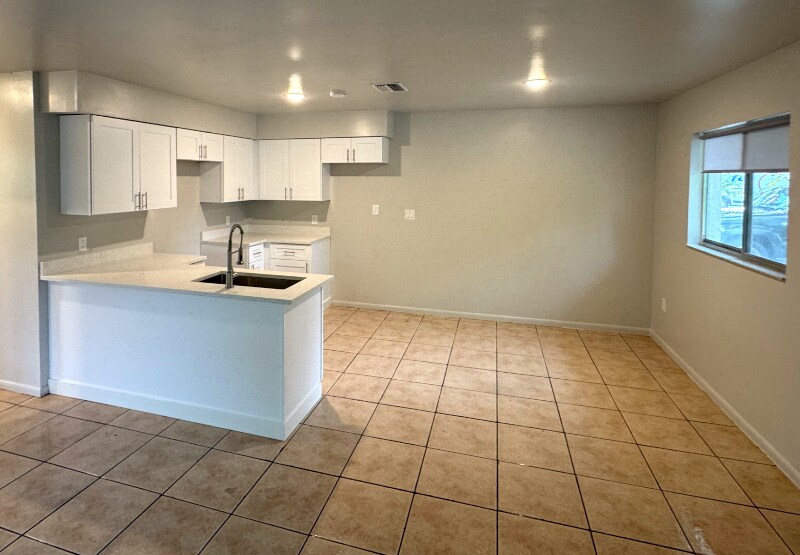 Building Photo - 2188 Arden St