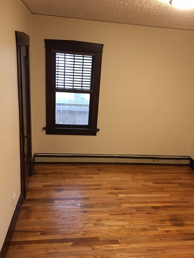 Building Photo - 1206 Cosgriff Ct
