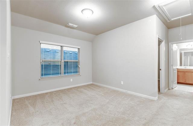 Building Photo - 908 Silver Moon Dr