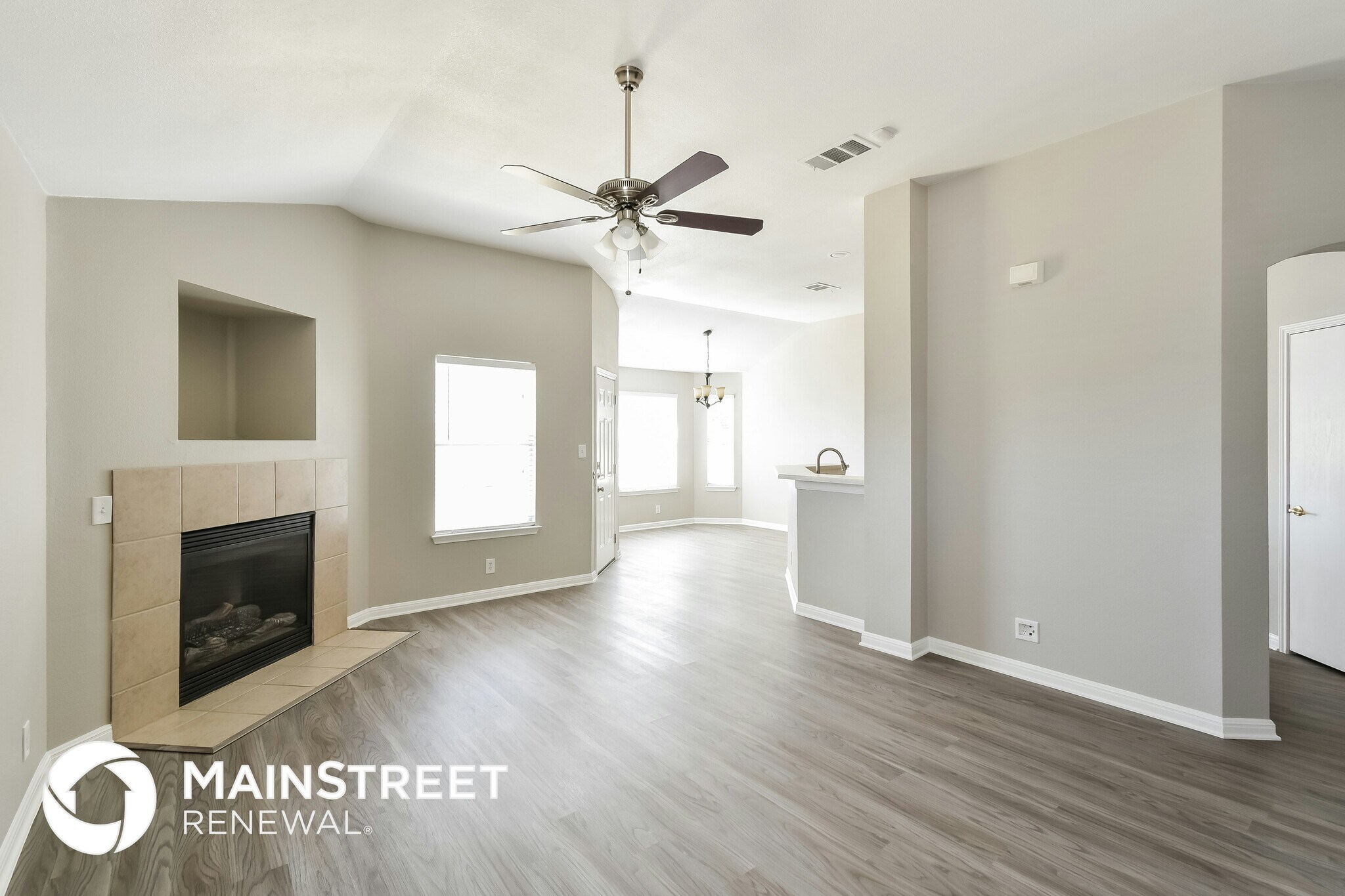 Building Photo - 8514 Whitebrush