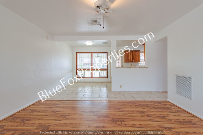 Building Photo - 6434 E Fordham Dr