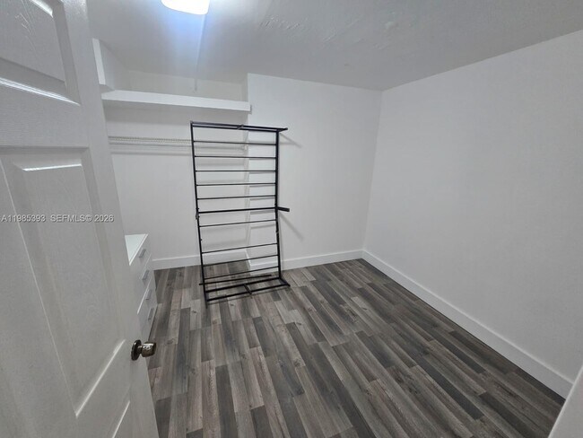 Building Photo - 1780 NE 191st St