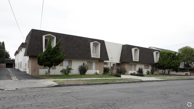 Primary Photo - French Quarter Apartments