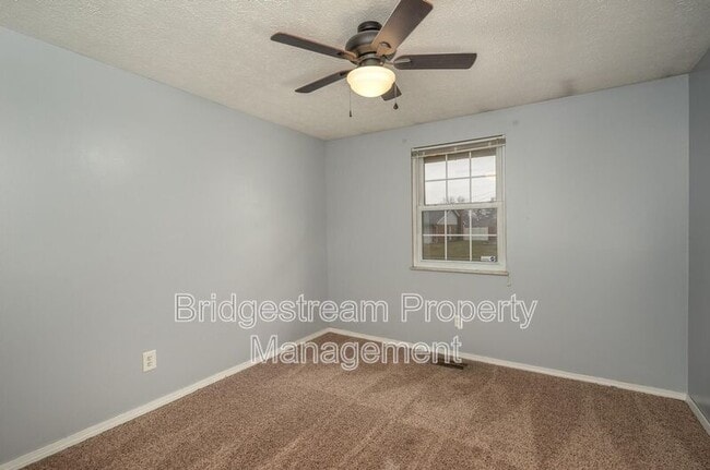 Building Photo - 5209 Pitcairn Rd