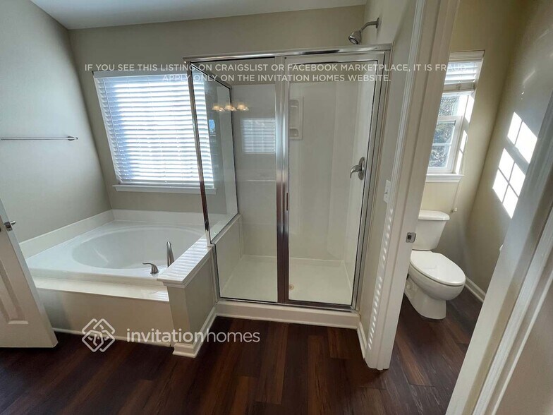 Building Photo - 15415 Saxon Trace Ct