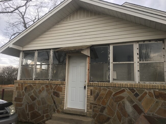 Building Photo - 5546 AR-36