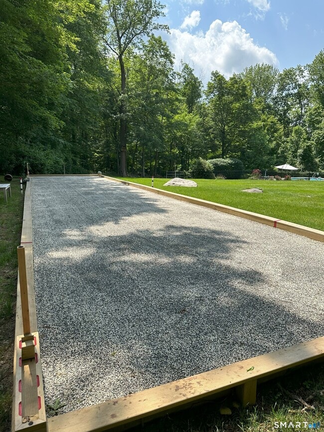 Building Photo - 11 Van Campen Ln