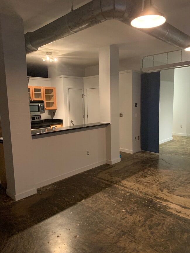 Building Photo - 800 Peachtree St NE