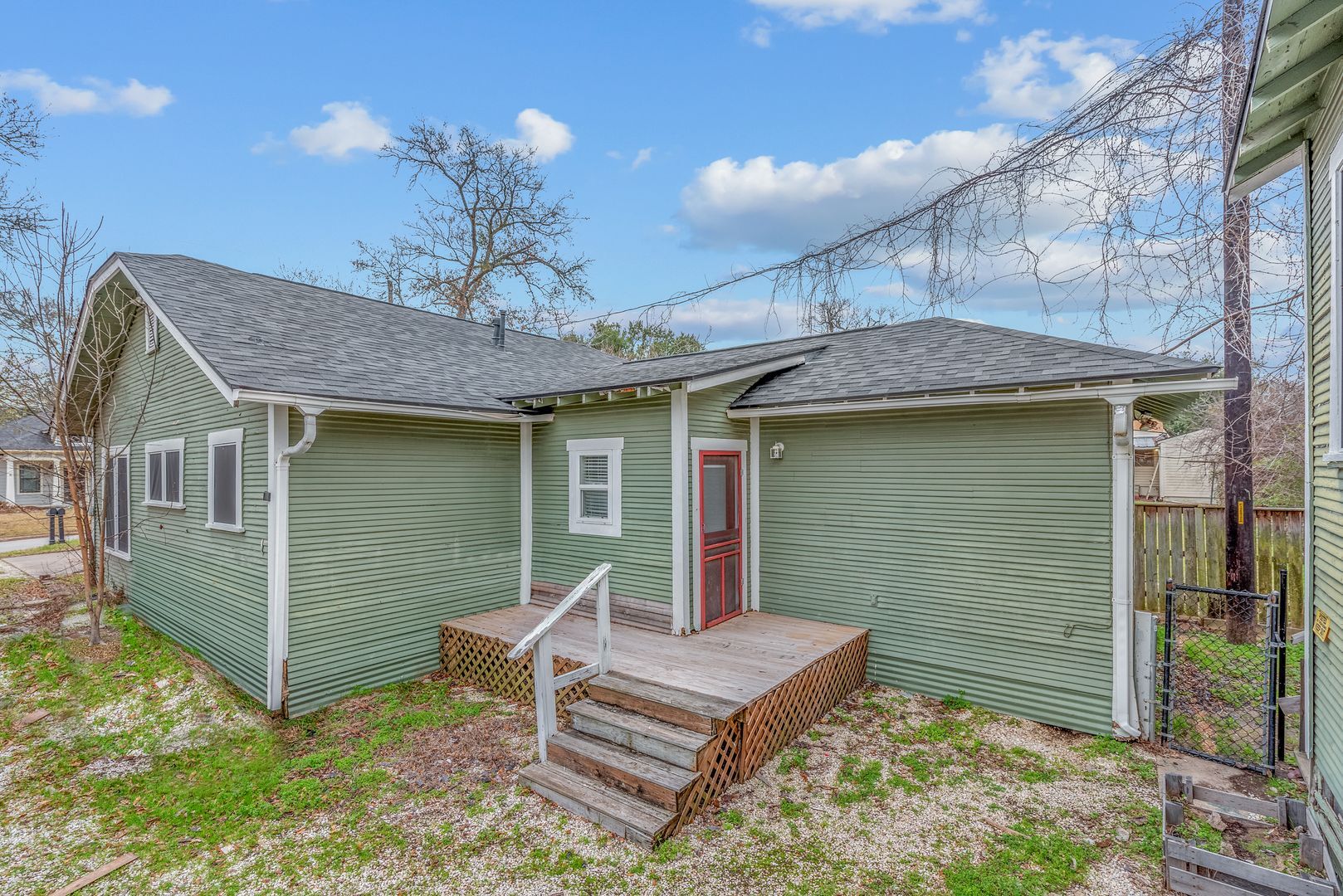 Building Photo - August Move In! Fantastic 3 Bed, 2 Bath in Bryan