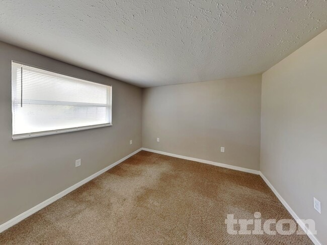 Building Photo - 3007 Bucida Dr