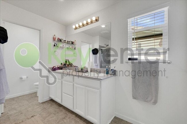 Building Photo - 3843 Bridgemeadow Way