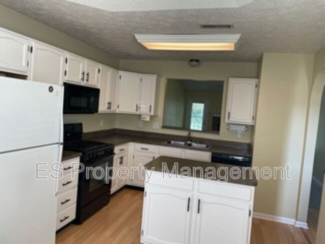 Building Photo - 933 Washington Cove Way