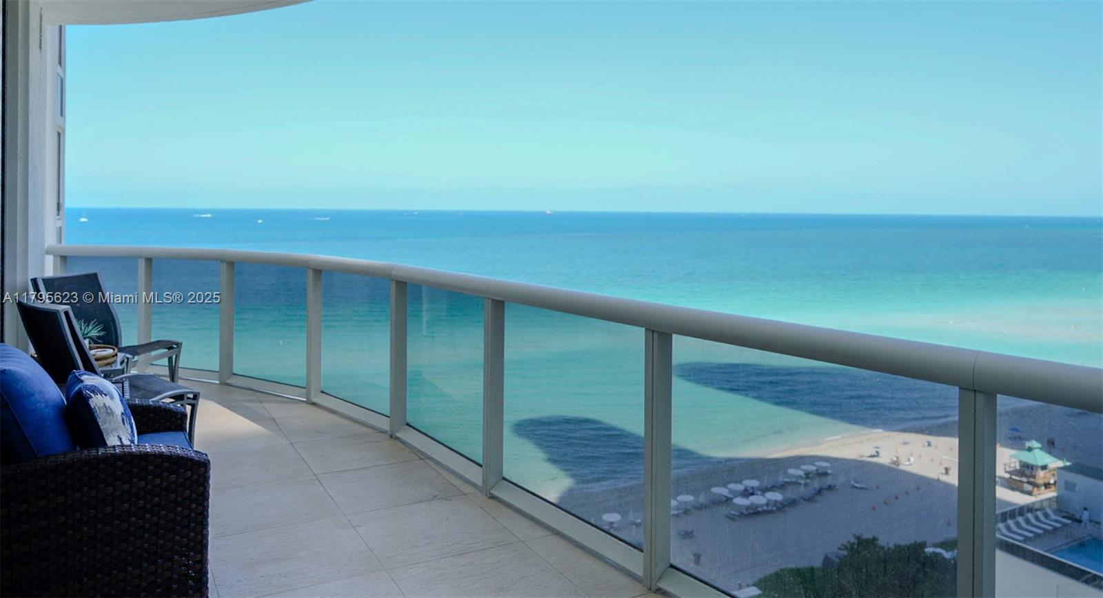 Building Photo - 15901 Collins Ave