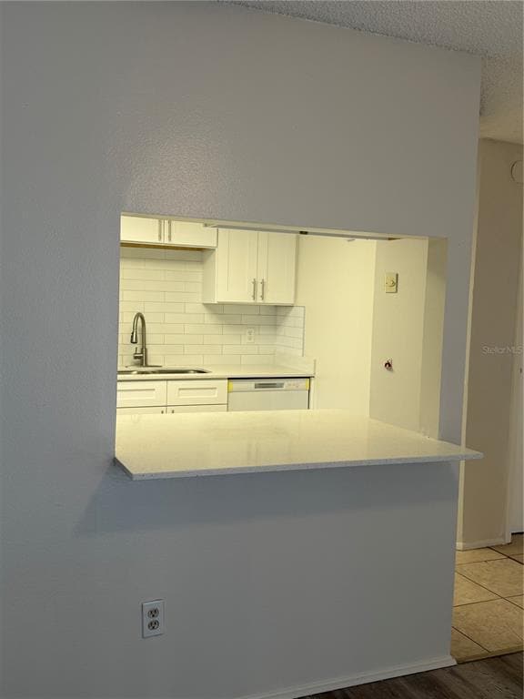 Building Photo - 4911 Silver Oaks Village
