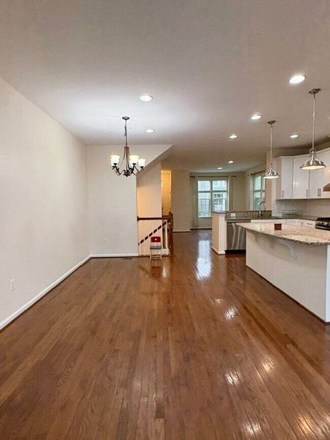 Building Photo - 12227 Majestic Maple Dr