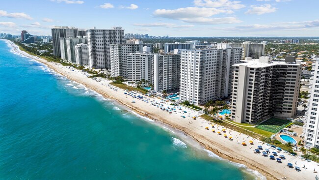 Building Photo - 3800 Galt Ocean Dr