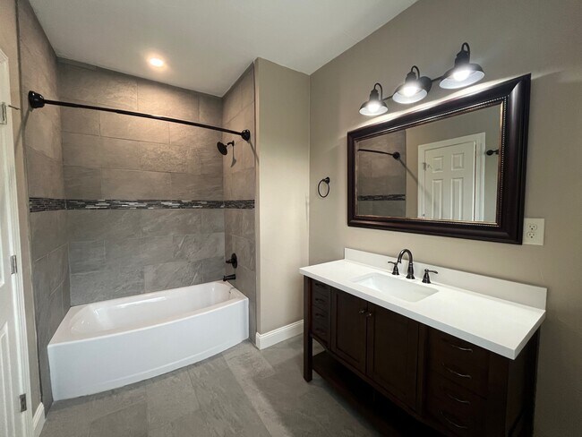 Building Photo - 6712 McPherson Blvd