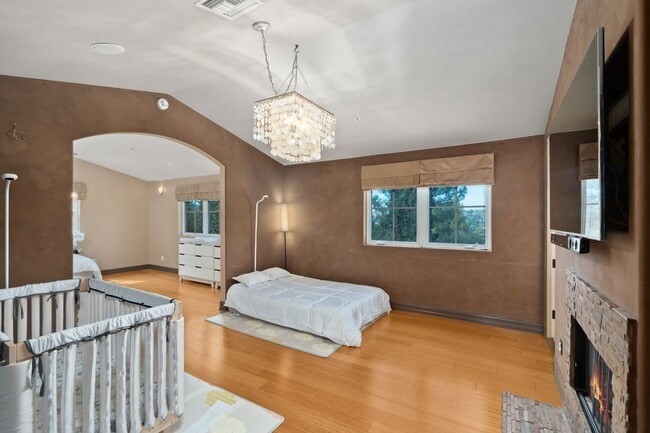 Building Photo - 4630 Esparto St