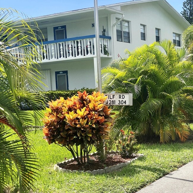 Building Photo - 286 Tilford N