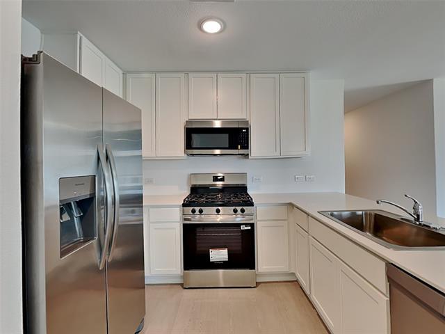 Building Photo - 3707 Longleaf Dr