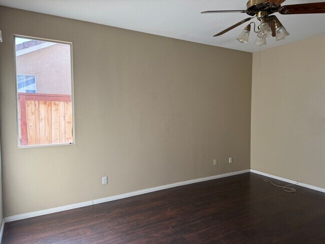 Building Photo - Beautiful 4 bedroom home soon available for rent!