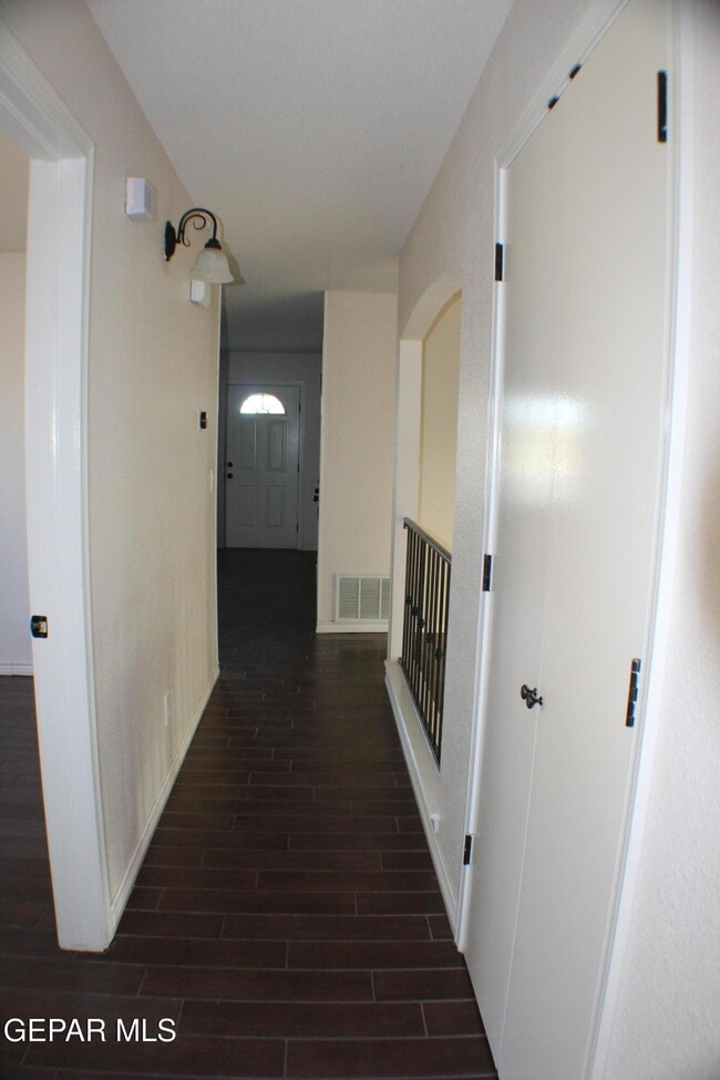 Building Photo - 4805 Ramon Vega