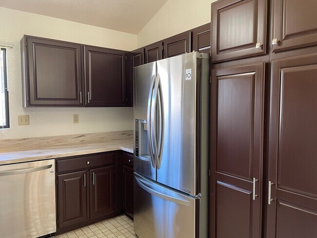 Building Photo - Sparkling, Mountaintop House in Gated Community w/Ocean View