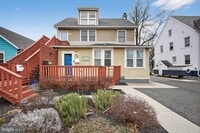 Building Photo - 18 GROVE