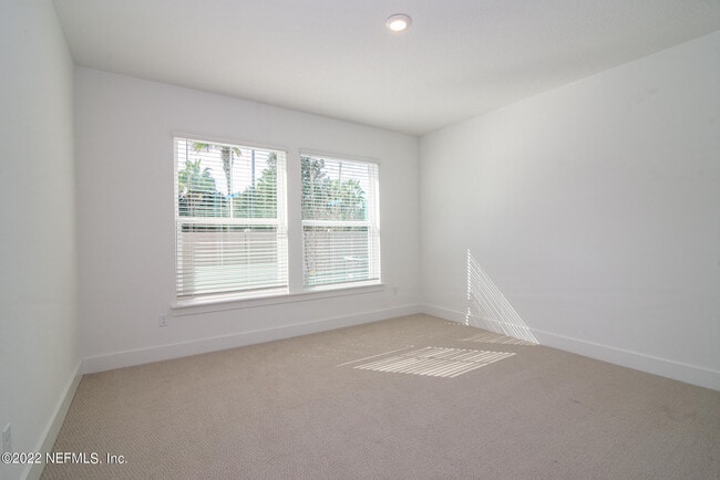 Building Photo - 183 Millenia Dr