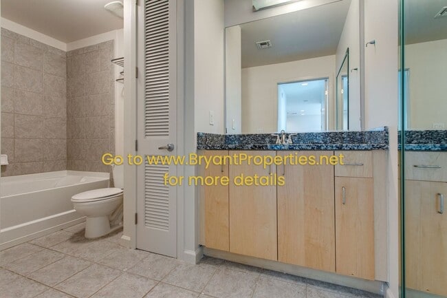 Building Photo - Nashville - Downtown 1-Bedroom Condo