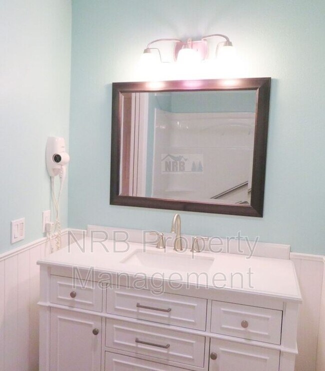 Building Photo - 3928 Hillview Ct NW