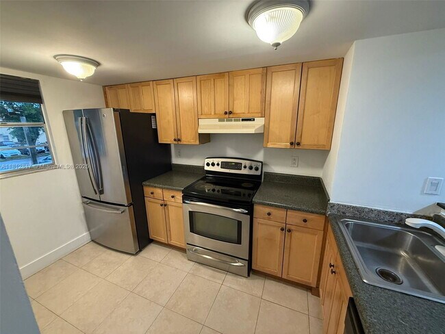Primary Photo - 231 NW 109th Ave