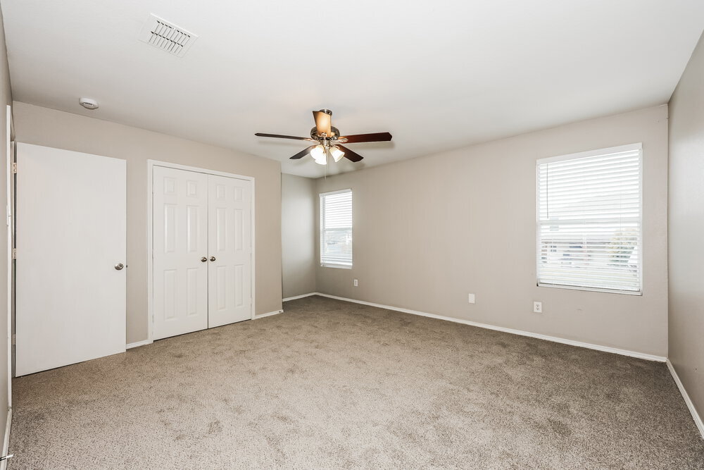 Building Photo - 6945 Meadow Way Ln