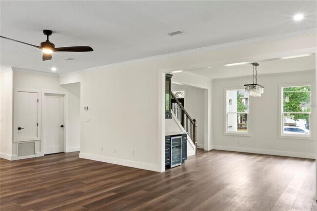 Building Photo - 1368 Hibiscus Ave