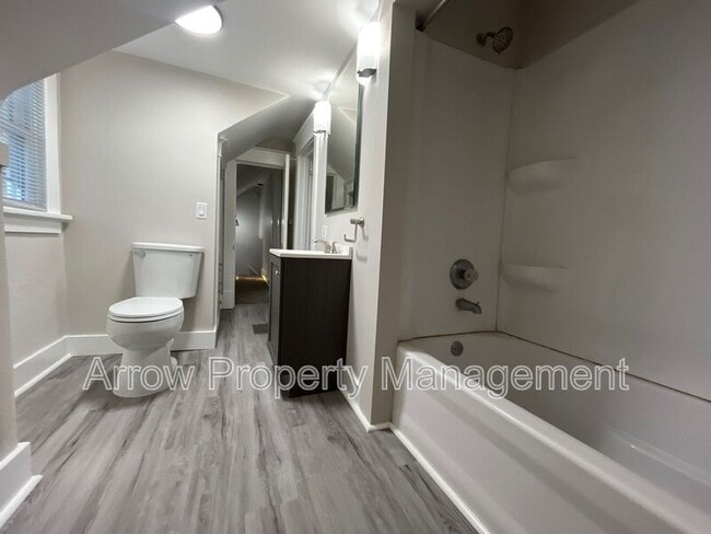 Building Photo - 1201 Charleston St