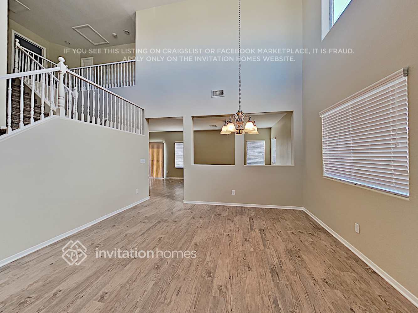 Building Photo - 509 E La Madre Wy