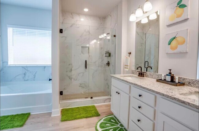 Building Photo - 2035 Hansel Hl Dr