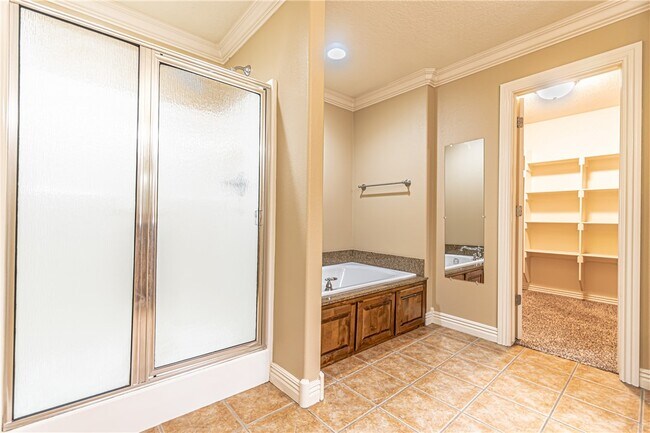 Building Photo - 1151 Torbay Trce
