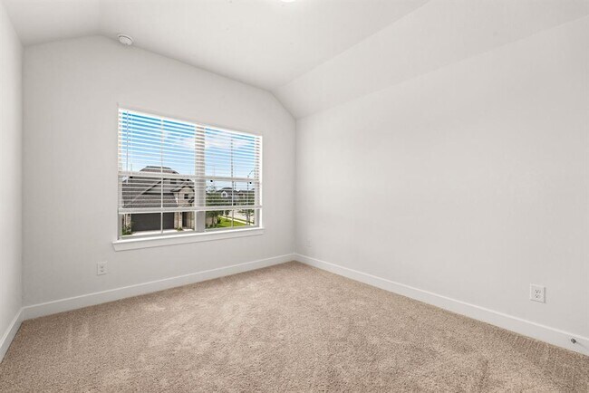 Building Photo - 801 Laguna Grn Ln
