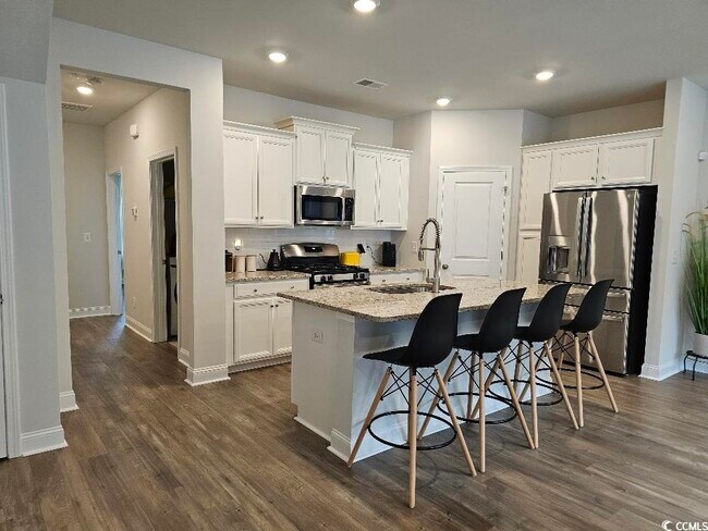 Building Photo - 2602 Blue Crane Cir